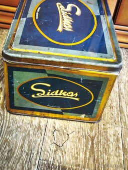 Stará velká, plechová,reklamní krabice. - 3