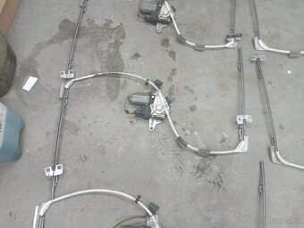 Škoda Felicia elektrické stahování oken - 3