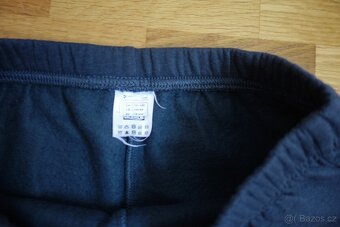 Tmavě šedé dívčí tepláky vel.151/160 - 3