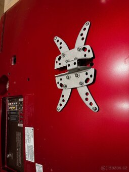 TV LG + držák na stěnu - 3