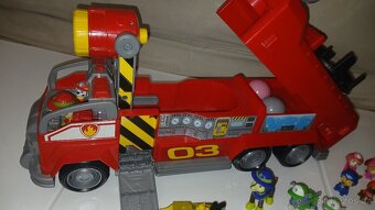 Tlapková patrola - Velké hasičské auto s efekty a figurky dl - 3