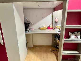 Patrová postel se stolem a skříní - 3