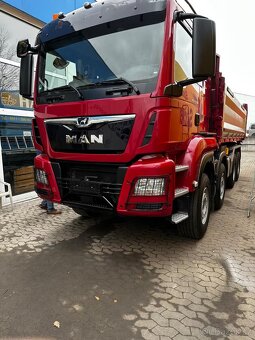 man TGS 35.500 schwarzmuller - 3