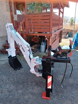 Bobcat T 401 podkop bagr unc - 3