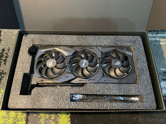 Grafická karta Asus STRIX GeForce RTX 2080 SUPER O8G Gaming - 3