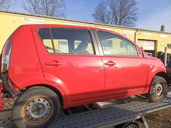 Díly z vozu Daihatsu Sirion,Subaru justy - 3