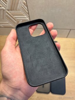 Kryty na iPhone 14 Pro - 3
