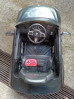 Elektrické autíčko BMW 6GT - 3