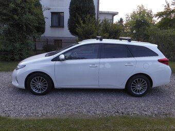 Toyota Auris COMBI- rv2013- 1.6 97kw- 112000km- - 3