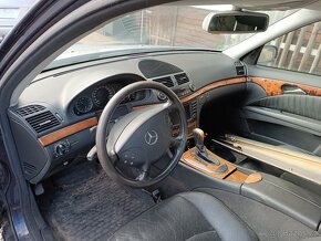 MERCEDES BENZ E 270 CDI - 3