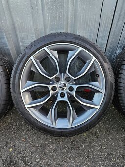 Letní alu kola Crater 19" Škoda Superb 235/40 R19 - 3