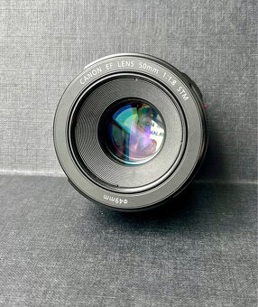 Canon EF 50mm f/1.8 STM – světelný pevný objektiv - 3