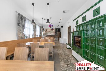 Prodej hotelu - Dobřany, ev.č. 00617 - 3