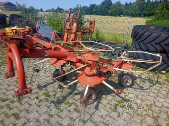 Obraceč sena Kuhn 5,2 m - 3