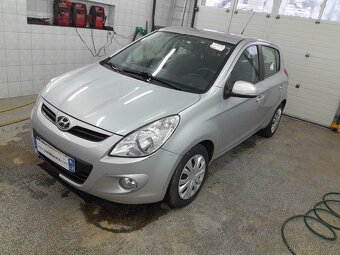 Hyundai i20 1,2 75 - 3