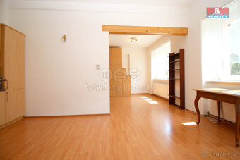Pronájem bytu 1+1, 45 m², Hradec Králové, ul. Bidlova - 3