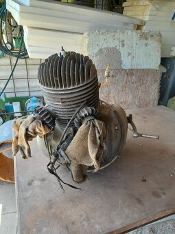 Motor Jawa 250 panelka - 3