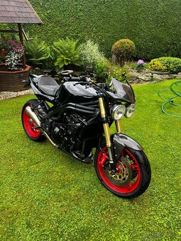 Triumph Speed Triple 1050 - 3