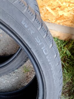 225/40/19 Nokian/Continental - zimní pneu 4ks - 3