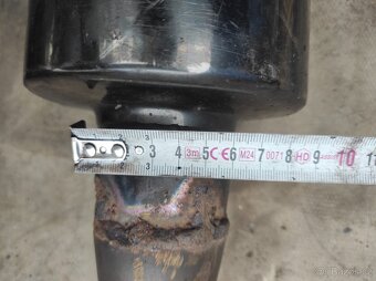 Zadní průchozí tlumič - 3