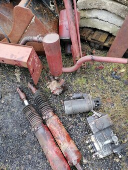 Prodám náhradní díly na DESTA DVHM 3222TM,TMK: - 3