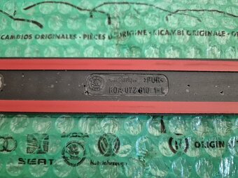 Škoda Octavia I lišta levých zadních dveří - 3