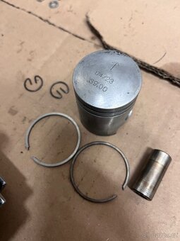 Babetta 210 válec - 3