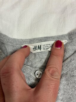 Dívčí svetr vel.134/140 - 3