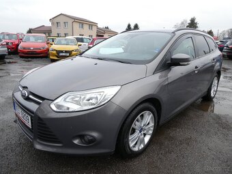 Ford Focus 1.6i 92kW serviska, klima - 3