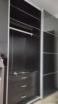 Skříň šatní - 3