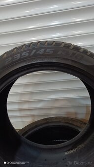 Zimní pneumatiky 235/45r18 - 3