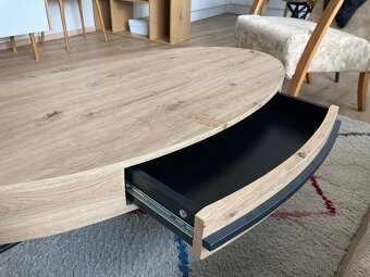 Konferenční stolek - 3