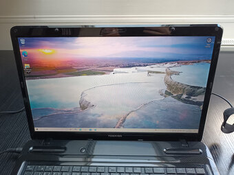 Notebook TOSHIBA SATELLITE L670 - 3