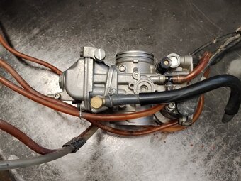 Prodám karburátor Yamaha YZF250 - 3