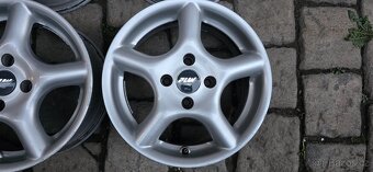 Lité disky PLW 15", rozteč 4x108, ET38 - zašlu - 3