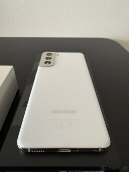 Samsung Galaxy S21 5G 128GB + Galaxy Buds Live - 3