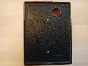 Kodak Brownie

 - 3