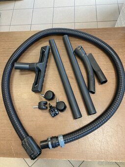 Víceúčelový vysavač Kärcher WD 4 P S – lehce opotřebený - 3