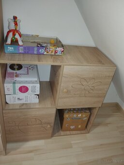 Postel 160x80 + matrace+ regal - 3