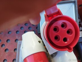 Elektro materiál zásuvky. a světlo - 3