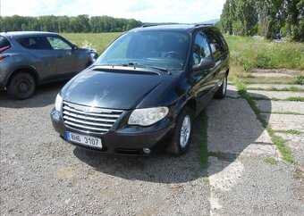 Chrysler Voyager 2,8 110 kW nafta - 3