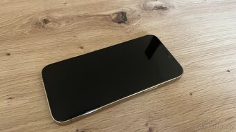 Apple iPhone 12 Pro 128GB, příslušenství, 5900Kč - 3