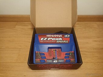Nabíječka Traxxas EZ-Peak DUAL 8A - 3