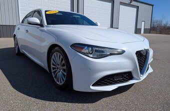 Alfa Romeo Giulia 2021 - 3