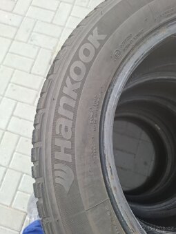 Pneu 205/60 r16 - 3