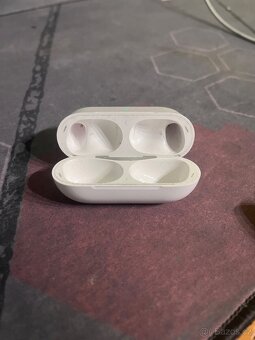 krabicka pro airpods pro 2. gen - 3