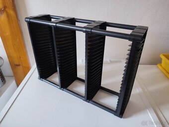 Stojan na CD - 3