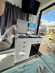 Motorový člun QUICKSILVER Activ 905 WEEKEND - 3