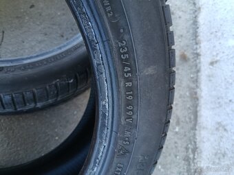 zimní pneu 235/45/19 4ks sada - 3