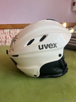 Lyžařská helma Uvex - 3